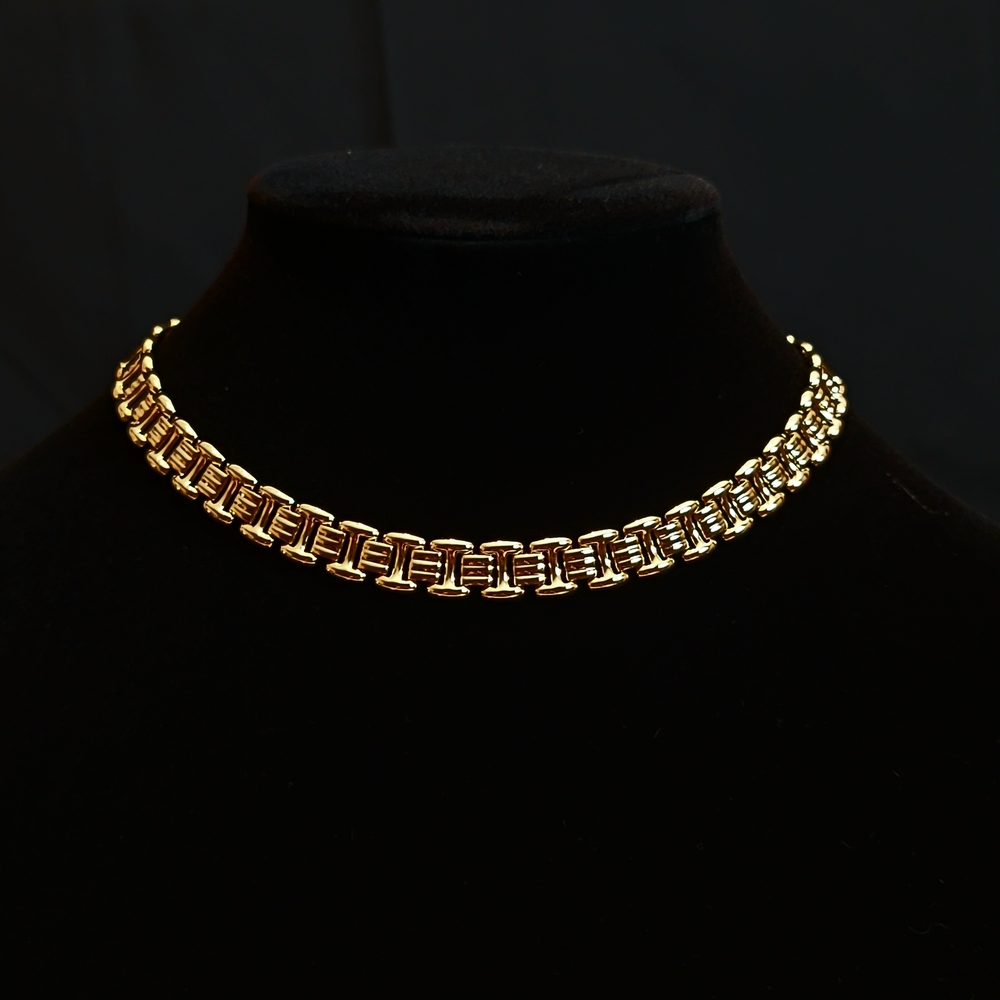 Vintage Gold Tone Link Collar Necklace